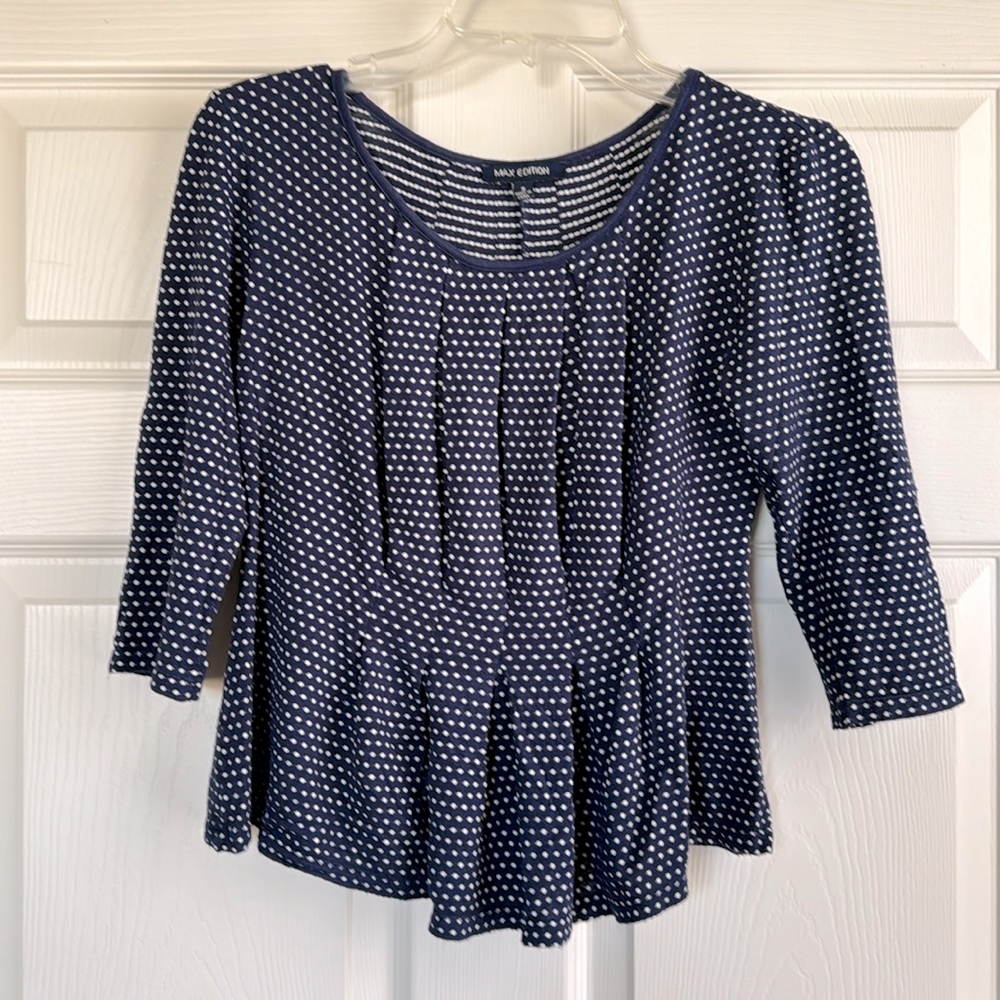 Polka dot peplum 3/4" sleeve top